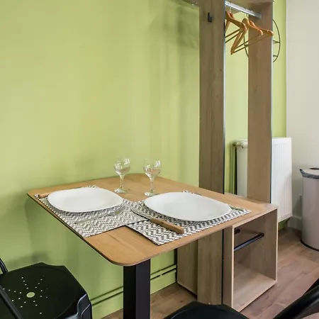 Senac Lägenhet Valenciennes